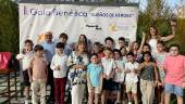 Niños de Pídeme la Luna y sus hermanos, con Marisol Escribano, Manuel Fontiveros y Marifé Manzano. / Ana Isabel Bravo / Diario JAÉN. 