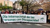 INCLUSIÓN. Marcha solidaria por las calles de Jaén con motivo del Día Internacional de las Personas con Discapacidad.