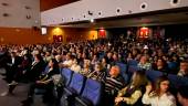 Público asistente a la gala, que contó con la presencia del humorista jiennense David Navarro. / A. Guzguti.