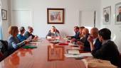 PREPARATIVOS. Representantes de ambas ciudades en la primera reunión en Baeza. 