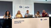 María José Carmona, Elena González, Erik Domínguez, Catalina García y Luis Mariano Camacho. / Nuria Fernández / Diario JAÉN.