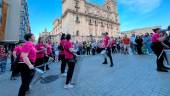 Batucada en la Plaza de Santa María, con motivo de la Noche en Blanco. / Imágenes de Álvaro Guzguti / Diario JAÉN. 