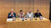 Juan Espejo, Cristóbal Pérez, José Manuel Muriel y José Domingo Álvarez, en la presentación del libro “Huellas en el tiempo”. / Ana Isabel Bravo / Diario JAÉN.