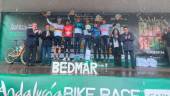 Entrega de premios de la primera etapa de la Andalucía Bike Rake. / Diputación de Jaén. 