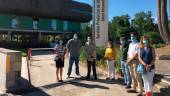 VISITA. Miembros del grupo del PP en el Ayuntamiento comprueban el estado de las obras.