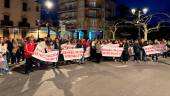 Vecinos se concentran en Cazorla para protestar por la reubicación del centro de salud durante el pasado mes de abril.
