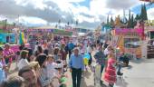 Varias personas en las atracciones de la Feria de San Lucas, en una imagen de archivo. / Diario JAÉN. 