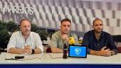 Luis Vera, Pedro Díaz y Cristian Sanz cuando se anunció su renovación como técnico. / Antonio del Arco.