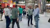 Los visitantes recorren los estands de Expoliva 2025. / Ana Isabel Bravo / Diario JAÉN.