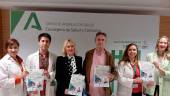 Foto de familia en la presentación de la Gala Benéfica para la investigación contra el cáncer. 