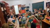 Qué mejor que expresar las emociones en una Biblioteca, en la del CEPER Arcipreste de Hita. / Juan Rafael Hinojosa / Diario JAÉN. 