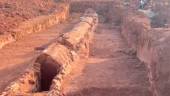 Restos del acueducto en una imagen correspondiente a un vídeo de la zona excavada.