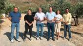 Visita del Grupo Parlamentario del PSOE al camino rural Cueva Cabrera, en La Guardia de Jaén. / Eva Ercolanese / PSOE / Europa Press.