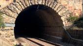 Vista general del túnel ferroviario de Espeluy, uno de los 13 que se adaptarán para la futura autopista ferroviaria.
