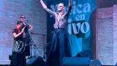 El artista del grupo “El Gato con Jotas” en el Centro Cultural Baños Árabes. 