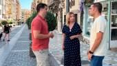 Luis Carlos García y Antonio Barranco con Carmen Angulo. / Ayuntamiento de Jaén