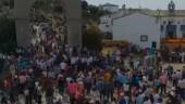 Ambiente en el arco de la calzada del santuario antes de la procesión / Captura del vídeo / Diario JAÉN.