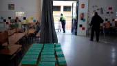 Preparativos en un colegio electoral. / Juan de Andalucía / Archivo Europa Press.