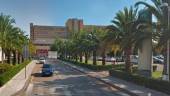 Acceso al párking del Hospital de San Agustín, de Linares. Archivo. / Emergencias 112 Andalucía.