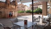 Imagen de archivo de una terraza en la Calle Campanas. / Rocío Ruz / Europa Press.