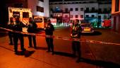 Ambulancia y policías en Hamburgo, en Alemania / Jonas Walzberg / DPA / Europa Press.