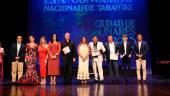 Autoridades, con el ganador y finalistas de esta edición del Concurso Nacional de Tarantas, en la ceremonia de entrega de premios. 