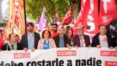 Imagen de archivo de dirigentes de UGT-A y CCOO-A en una manifestación contra la siniestralidad laboral. / María José López / Europa Press.