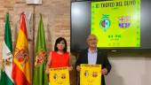 Medina y Aguayo en la presentación del XI Trofeo del Olivo de Fútbol Sala. / Diputación de Jaén / Europa Press.