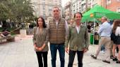 Alba Sánchez, Samuel Vázquez y Benito Morillo, en la atención a medios. / Francisco J. Marín / Diario JAÉN.