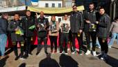 Jugadores del equipo de fútbol sala en el Ecomercadillo. / Jaén Paraíso Interior.