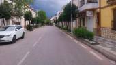 TRAMO URBANO. Aspecto de la Avenida de Andalucía, una zona en la que se ha reducido el tráfico considerablemente durante el estado de alarma.