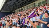 Afición del Real Jaén durante el partido de vuelta en la segunda fase del playoff de ascenso frente al Torre del Mar. / Nicolás Collado / Diario JAÉN. 