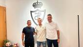 Manuel Chumilla, Pablo García y Fran Anera, en la sede del Real Jaén. / Real Jaén.
