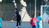 Valero, en una jugada de un partido con el Villacarrillo / Fernando Cano.