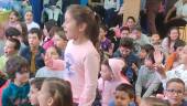 Alumnas cantan la canción de Rosalía ‘Despechá’. / Captura del vídeo / Diario JAÉN.