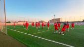 Los jugadores del Torreperogil, en un entrenamiento de cara a la presente temporada.