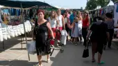 Jornada de mercadillo en La Vestida. / Agustín Muñoz / Archivo Diario JAÉN. 