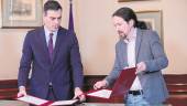 DE IZQUIERDAS. El presidente del Gobierno en funciones, Pedro Sánchez, junto con el secretario general de Unidas Podemos, Pablo Iglesias.