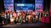 Foto de familia de todos los premiados en la Gala del Deporte Jiennense, organizada por la AJPD en el Darymelia. / Agustín Muñoz / Diario JAÉN
