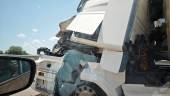 Accidente de tráfico entre dos camiones en la A-44 dirección Granada. / Diario JAÉN. 