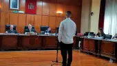 El acusado presta declaración ante el tribunal en el juicio celebrado el pasado 6 de mayo. / Europa Press.