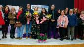PROYECTO. Foto de familia de la presentación de Vence tus miedos IV, con María José de la Torre en el centro.