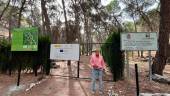 Antonio Losa ante el Aula de la Naturaleza de la Cañada de las Hazadilla. / PP de Jaén. 