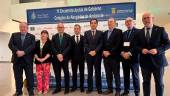 Foto de familia de la inauguración del IV Encuentro de juntas de gobierno de los Colegios de Abogados de Andalucía. / Diputación de Jaén.