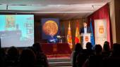 DISCURSO. Antonio Garrido y Juan Diego Requena, durante el acto.