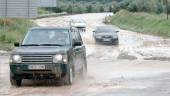 La carretera de Fuerte del Rey, inundada de agua y barro. / Archivo fotográfico de Diario JAÉN.