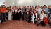 Foto de familia de la clausura del II Encuentro Nacional de Asociaciones de Mujeres. / Ayuntamiento de Jaén.
