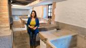 África Colomo visita la sala de los Lavaderos del Hospicio. / Diputación de Jaén.