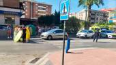 Los servicios de emergencia y la Policía Local llegan al lugar de los hechos.