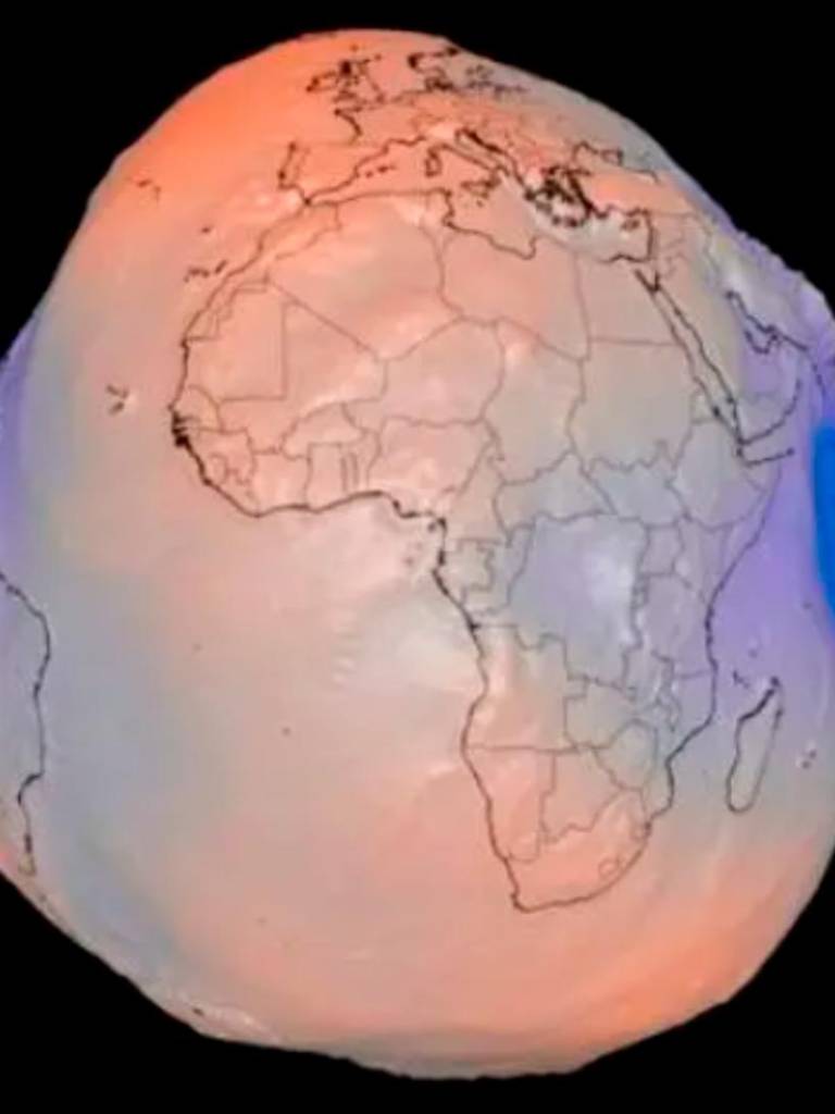 <i>El geoide. / NASA. </i>